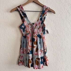 Angie | floral flowy tank top | S